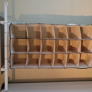 Hanging Shoe Holder